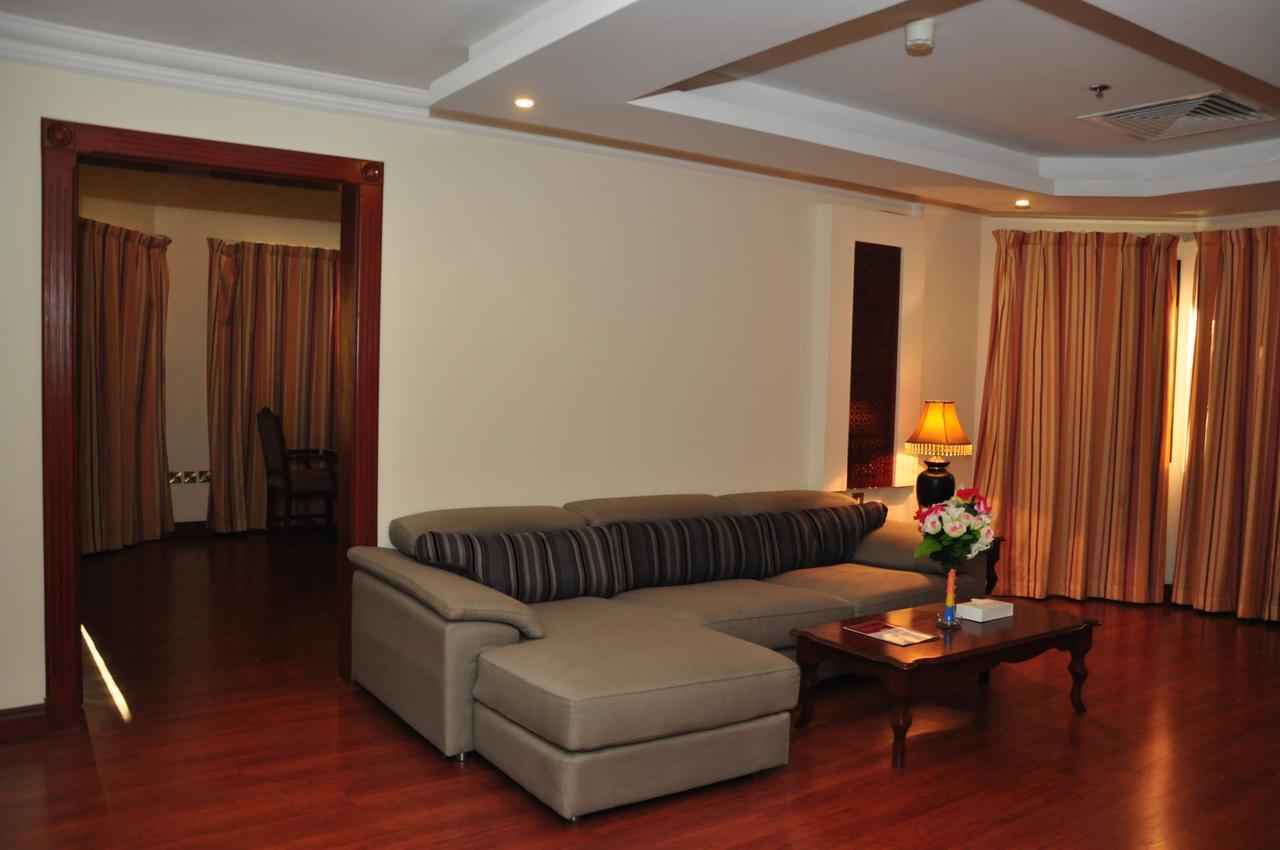 Bahrain Carlton Hotel Manama Dış mekan fotoğraf