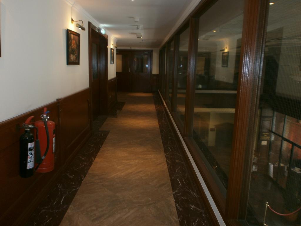 Bahrain Carlton Hotel Manama Dış mekan fotoğraf